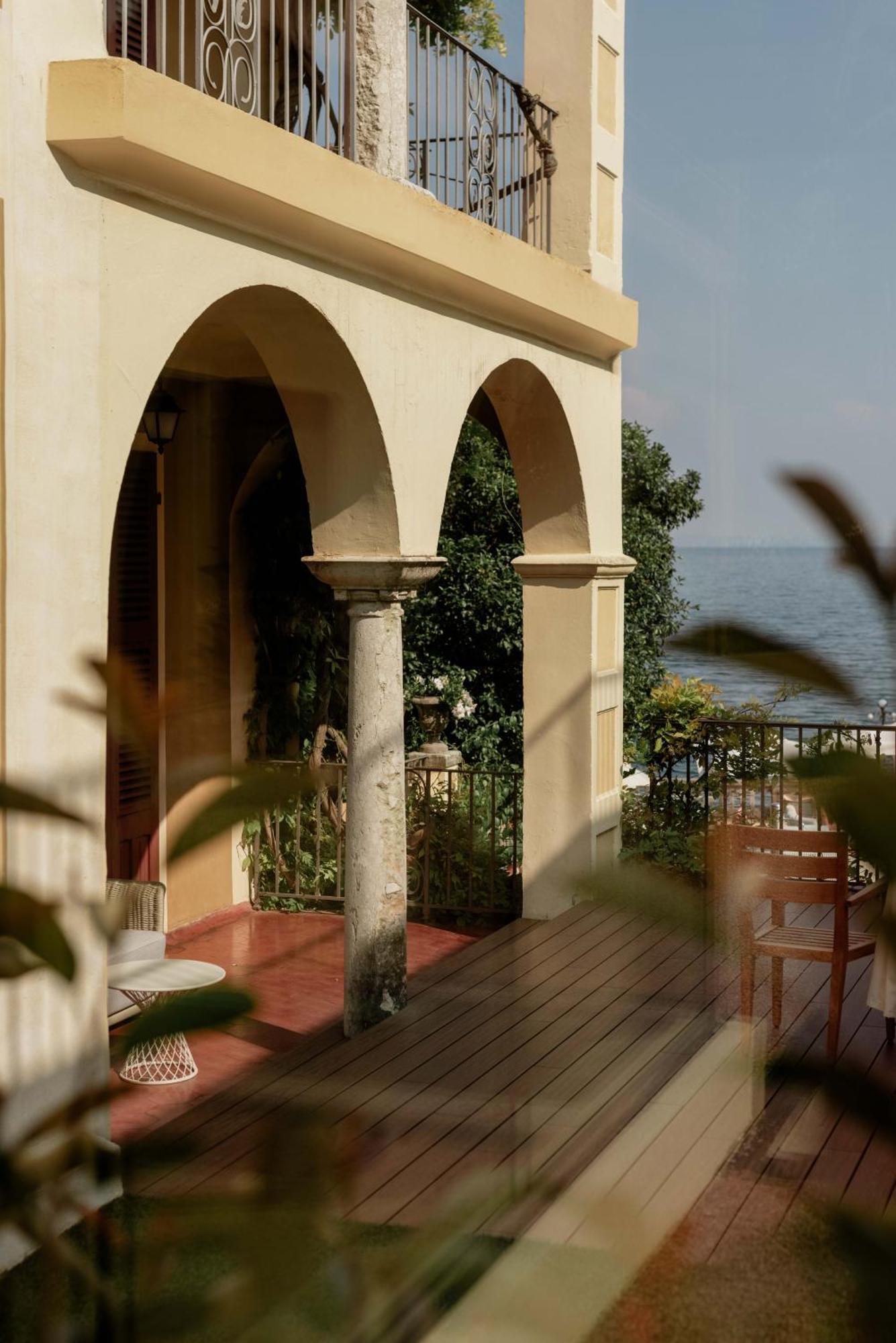 Grand Hotel Fasano การ์โดเน ริเวียรา ภายนอก รูปภาพ